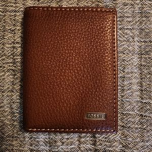 Fossil Tri-fold Leather Wallet (Pebbled Soft Brown-unisex)